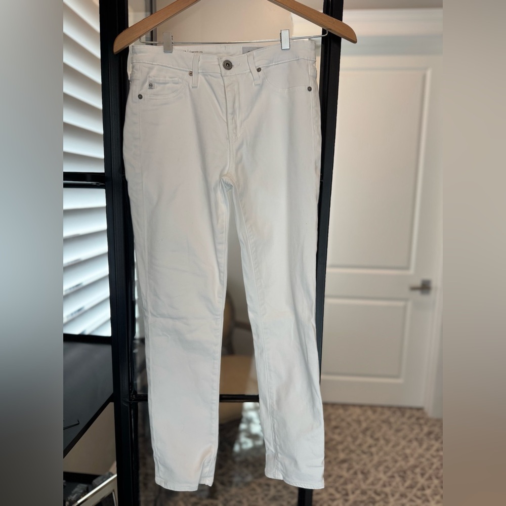Ag Adriano Goldschmied White Prima Crop Cigarette Leg Women’s soft stretch pant